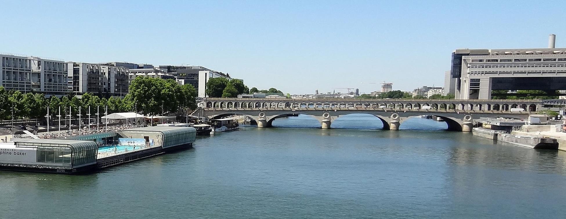 Bercy: новый хит керамопаркета 20х120 от бренда LAPARET